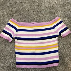 crop top off the shoulder